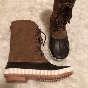 Boutique style duck boots